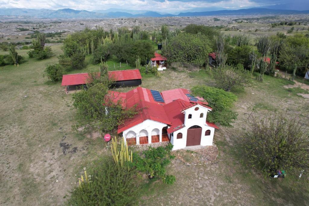 El Penon De Constantino - Tatacoa Hotel Villavieja Kültér fotó