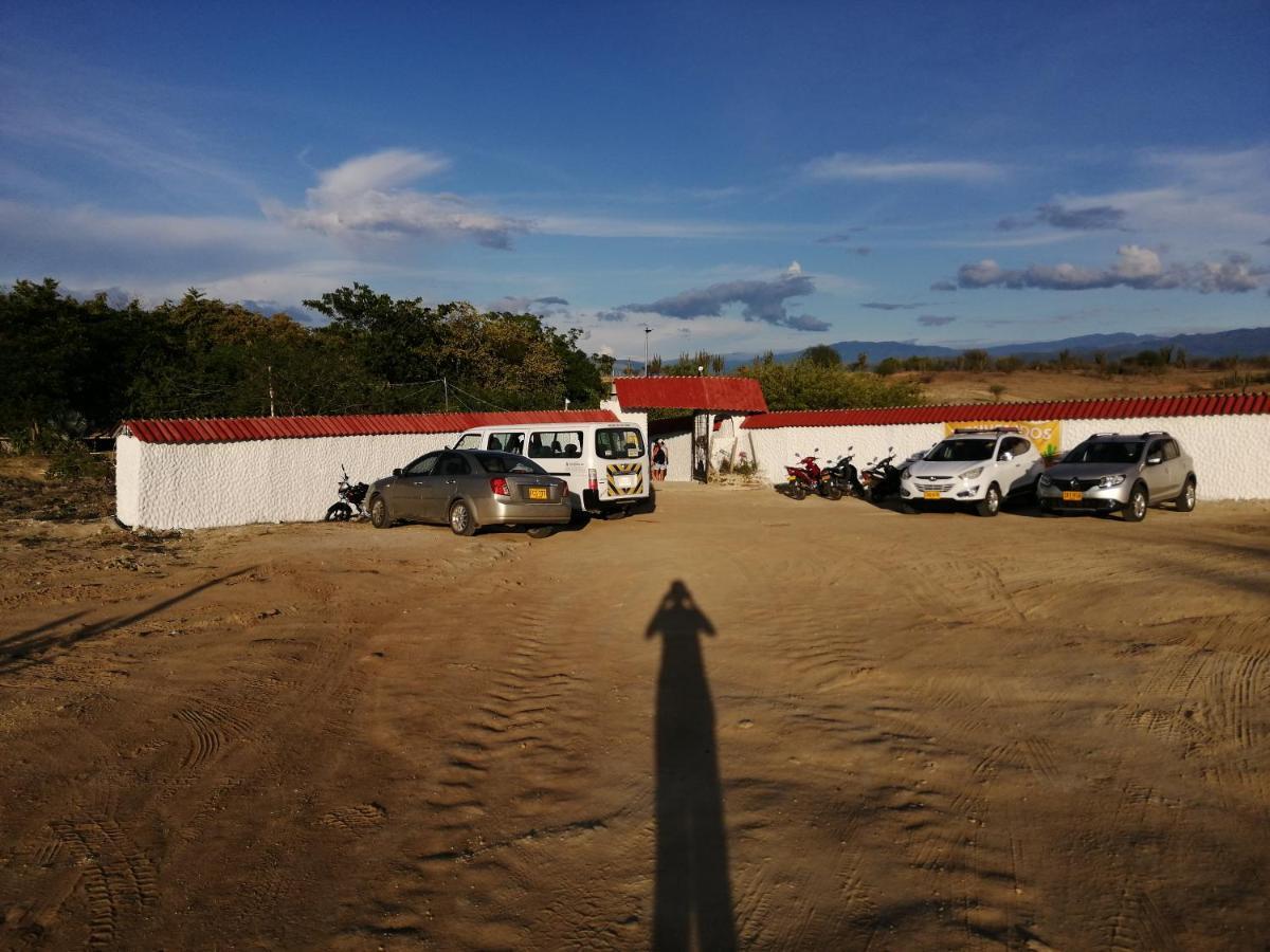 El Penon De Constantino - Tatacoa Hotel Villavieja Kültér fotó